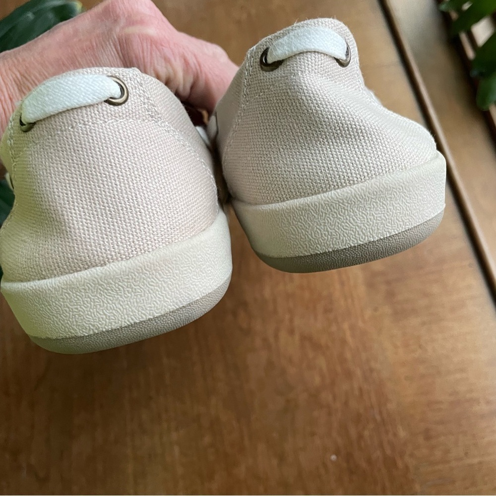 Gecko Man Women’s Canvas Loafer Comfort Shoes in Beige size 7.5 - Picture 10 of 14